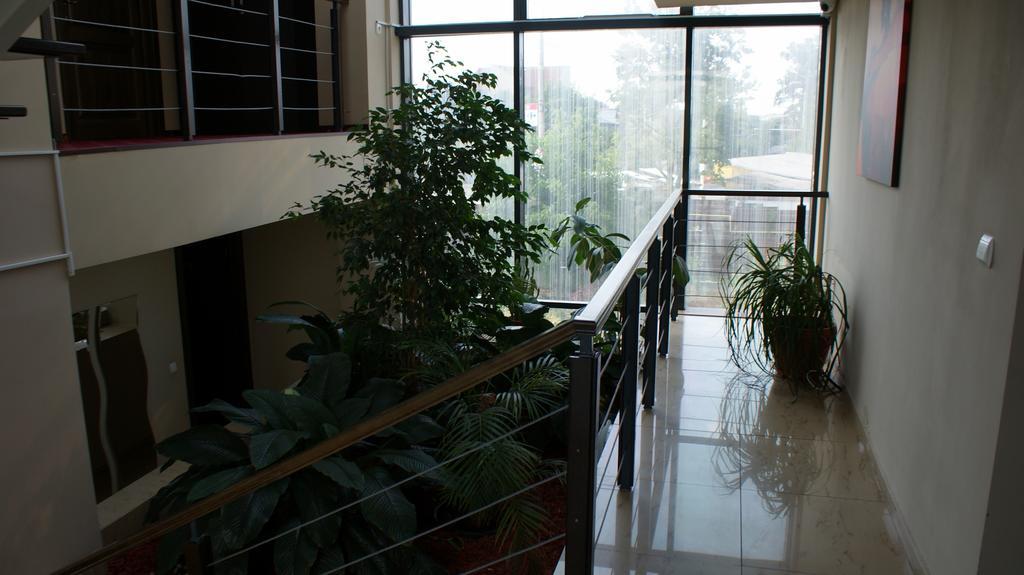 Pensiunea Novis Iasi Ngoại thất bức ảnh
