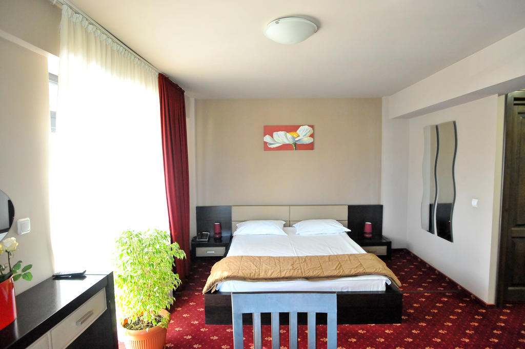 Pensiunea Novis Iasi Phòng bức ảnh